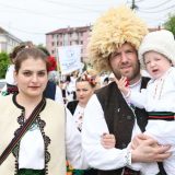 Svrljižanin Milan Ristić sakupio i izradio više od 2.000 delova narodne nošnje 4