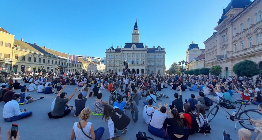 Protesti u više gradova Srbije (VIDEO) 17