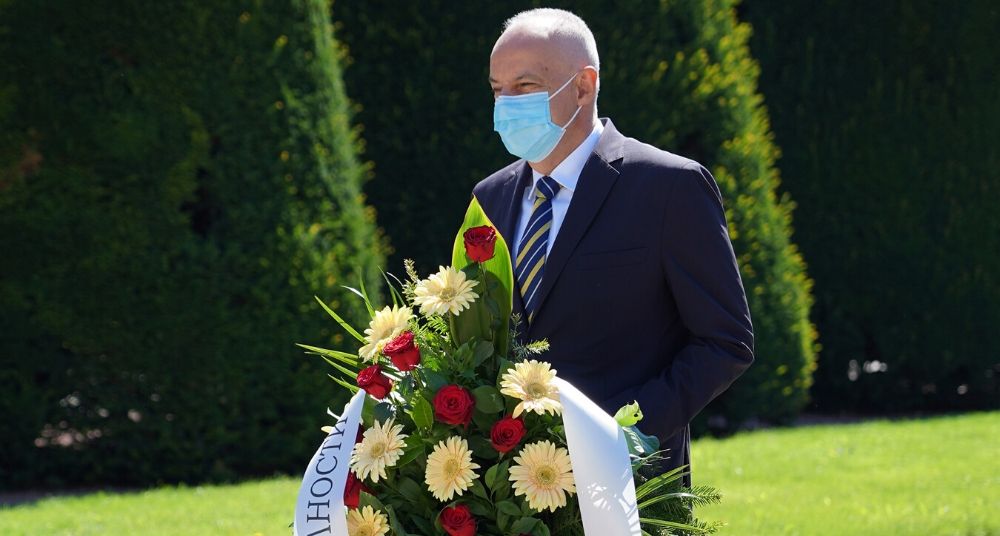 Gradonačelnik položio venac povodom Nacionalnog praznika Francuske 1