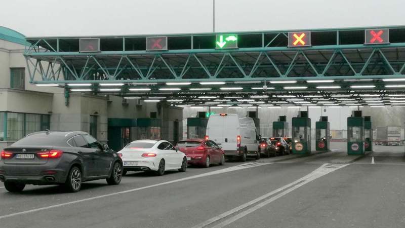 AMSS: Na graničnom prelazu Horgoš na izlazu iz Srbije, vozila se zadržavaju oko pola sata 1