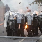 Njujork tajms: Nasilan odgovor srpskim demonstrantima na prvim neredima u Evropi za vreme pandemije 14