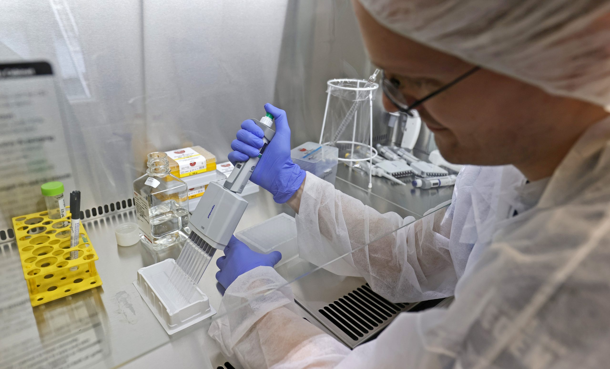 RSE: Nijedna privatna laboratorija nije dobila odobrenje za PCR testiranje na KOVID-19 1