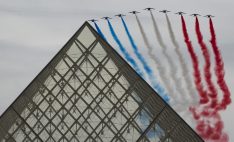 Dan pada Bastilje, Dan državnosti Francuske Dan pada Bastilje u Francuskoj obeležen skromnije ove godine (FOTO/VIDEO) 6