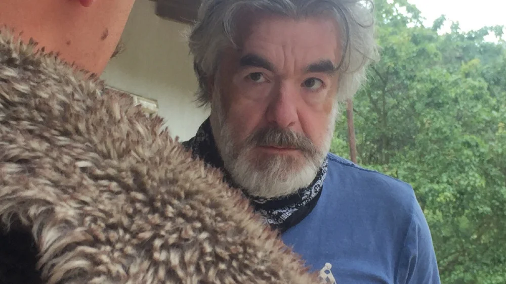 Mali od kužine: Ko je reditelj Milutin Petrović, sretenjski ćaci laureat koji je napao svog nekadašnjeg profesora Gorana Markovića? 2 Mali od kužine: Ko je reditelj Milutin Petrović, sretenjski ćaci laureat koji je napao svog nekadašnjeg profesora Gorana Markovića? 1