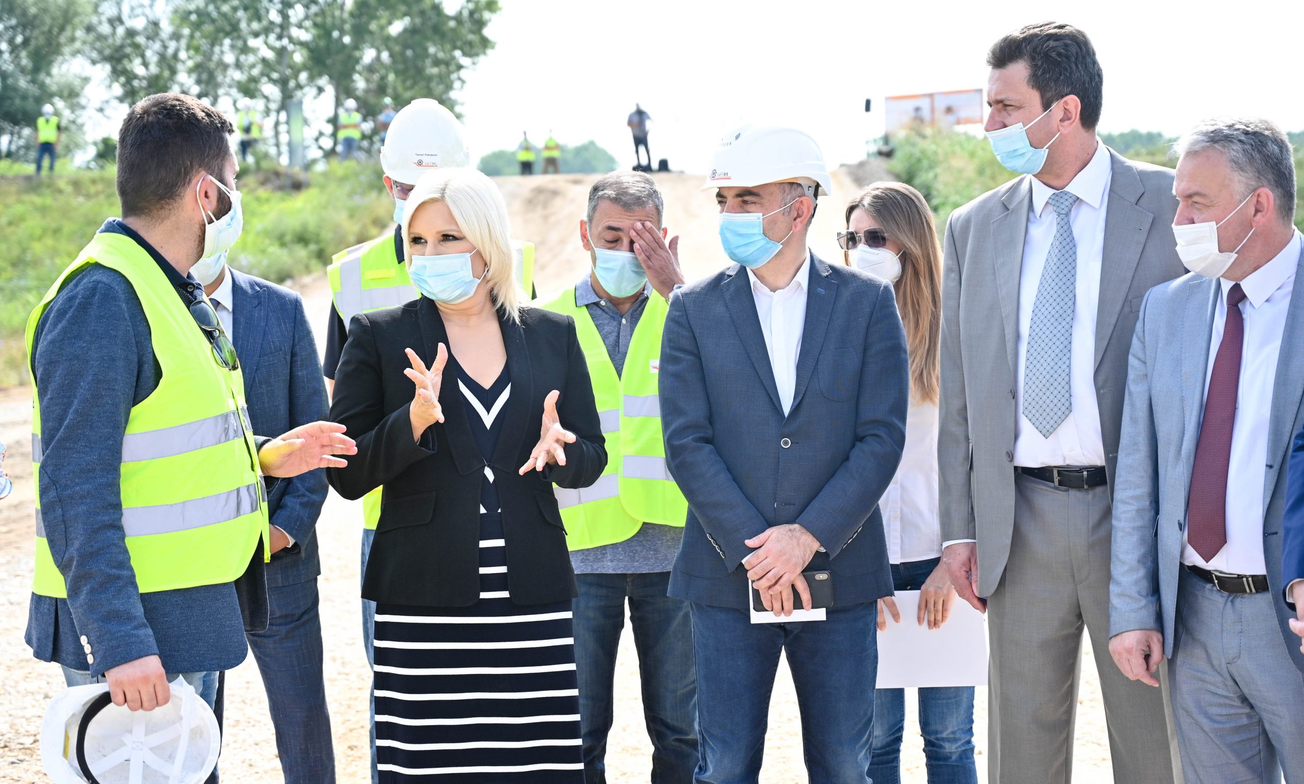 Mihajlović: Podrška građevinarima, koji uprkos epidemiji spasavaju našu ekonomiju 1