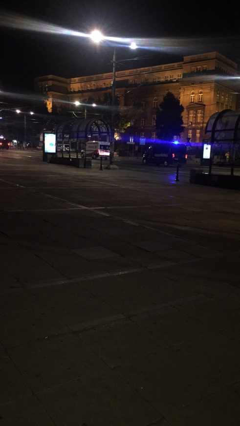 Šesti protest u Beogradu bez incidenata, uz učešće oko 1.000 ljudi (FOTO/VIDEO) 8