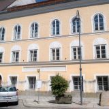 Šta će biti sa rodnom kućom Adolfa Hitlera? 13