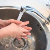 U Crnoj Gori oko 100 dece inficirano korona virusom 3