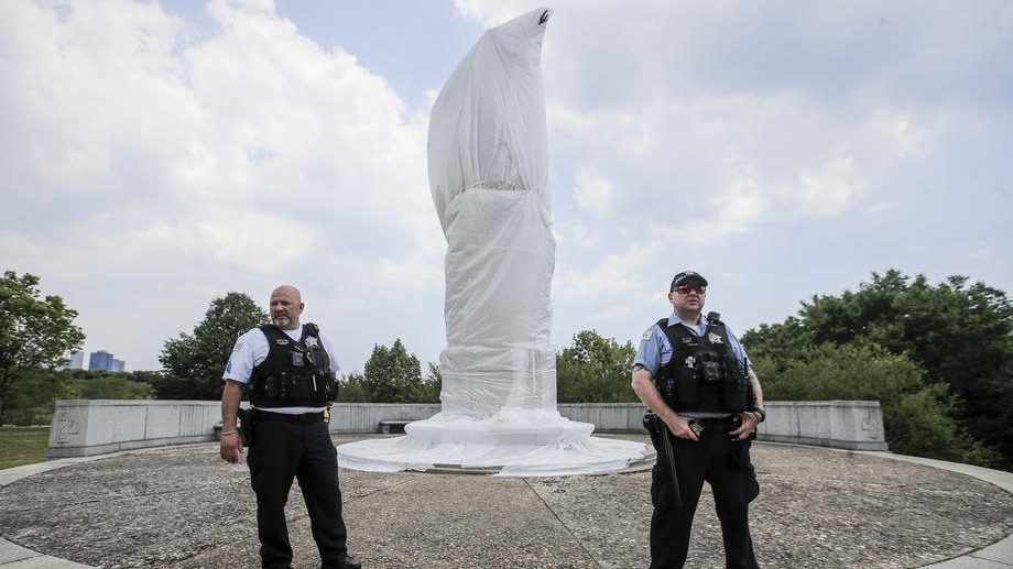 U Čikagu uklonjene dve statue Kristofera Kolumba 1