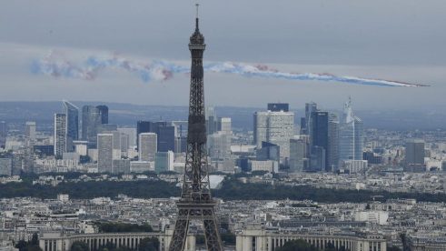 Pariz, Francuska, Ajfelov toranje, Ajfelova kula Dan pada Bastilje u Francuskoj obeležen skromnije ove godine (FOTO/VIDEO) 8