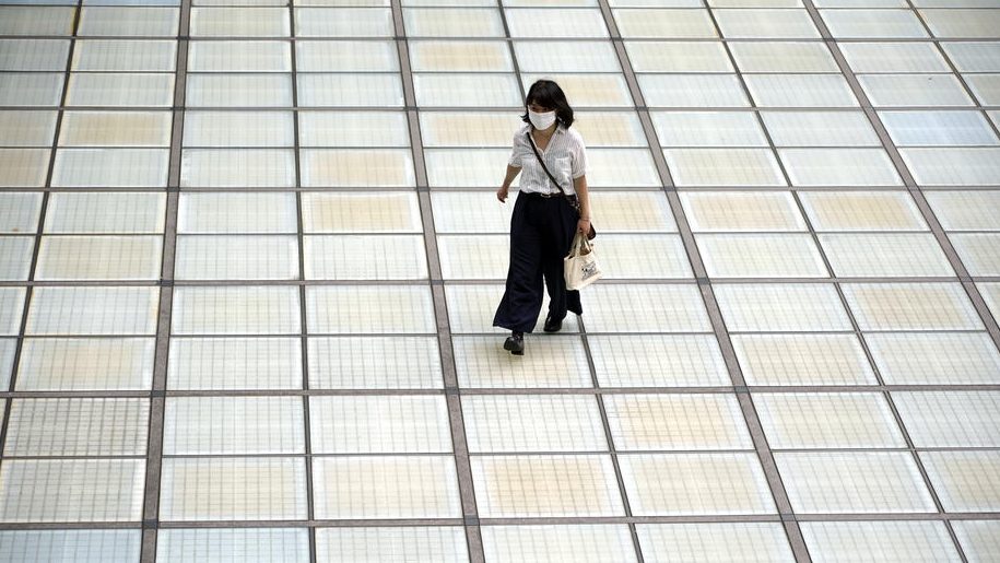 Kako će korona i karantin promeniti način odevanja ljudi? 1