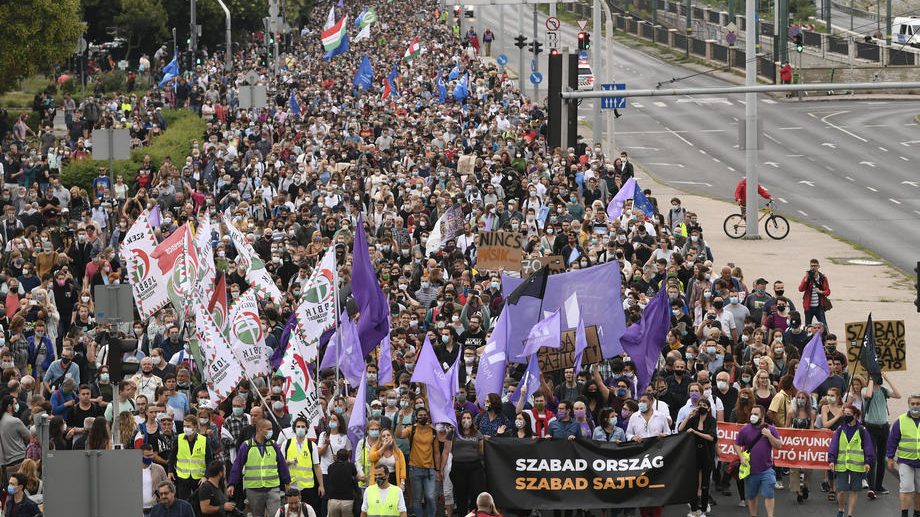 Više hiljada ljudi "branilo medije" na protestu u Mađarskoj 1