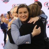 Za Anu Brnabić država je SNS 9