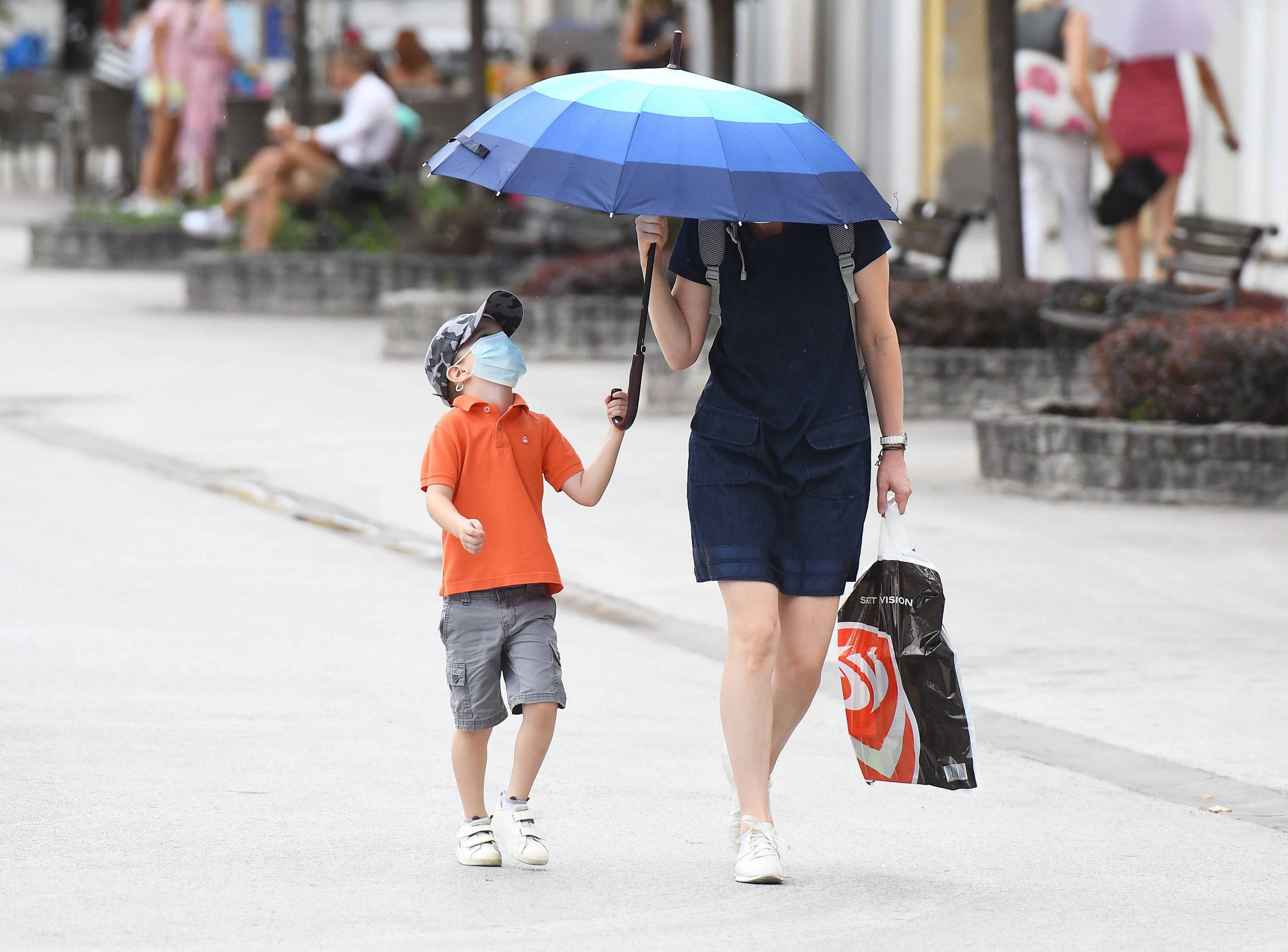 Sutra oblačno i suvo vreme, uz lokalne pljuskove 1