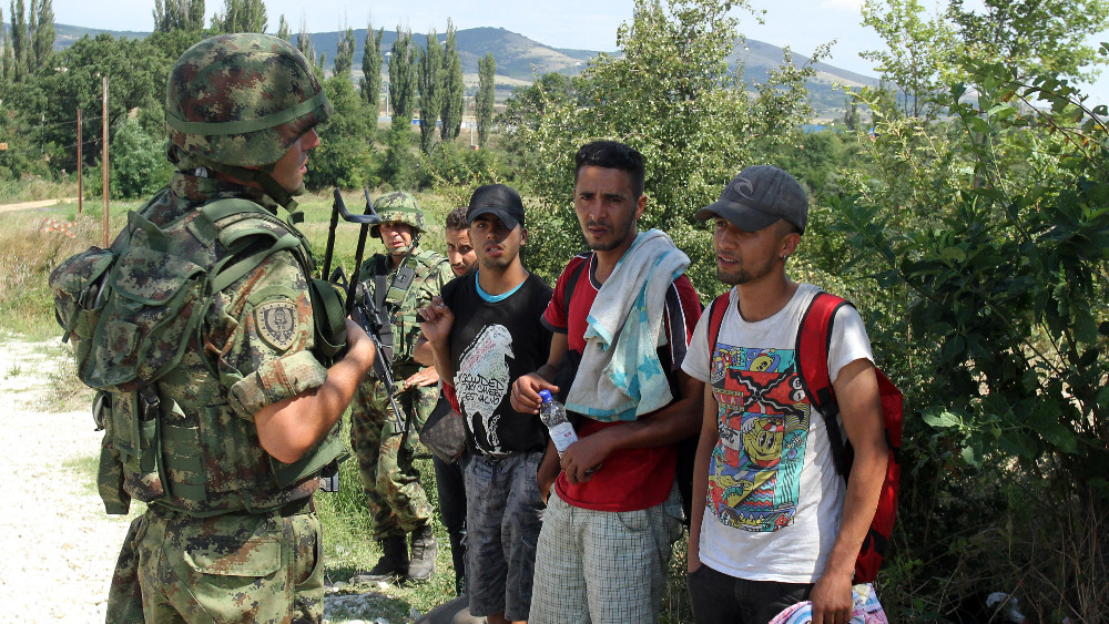 Vlasti ćute o podizanju žice za migrante 1