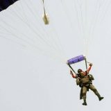 Ministar koji se s vojskom igrao vojske 1