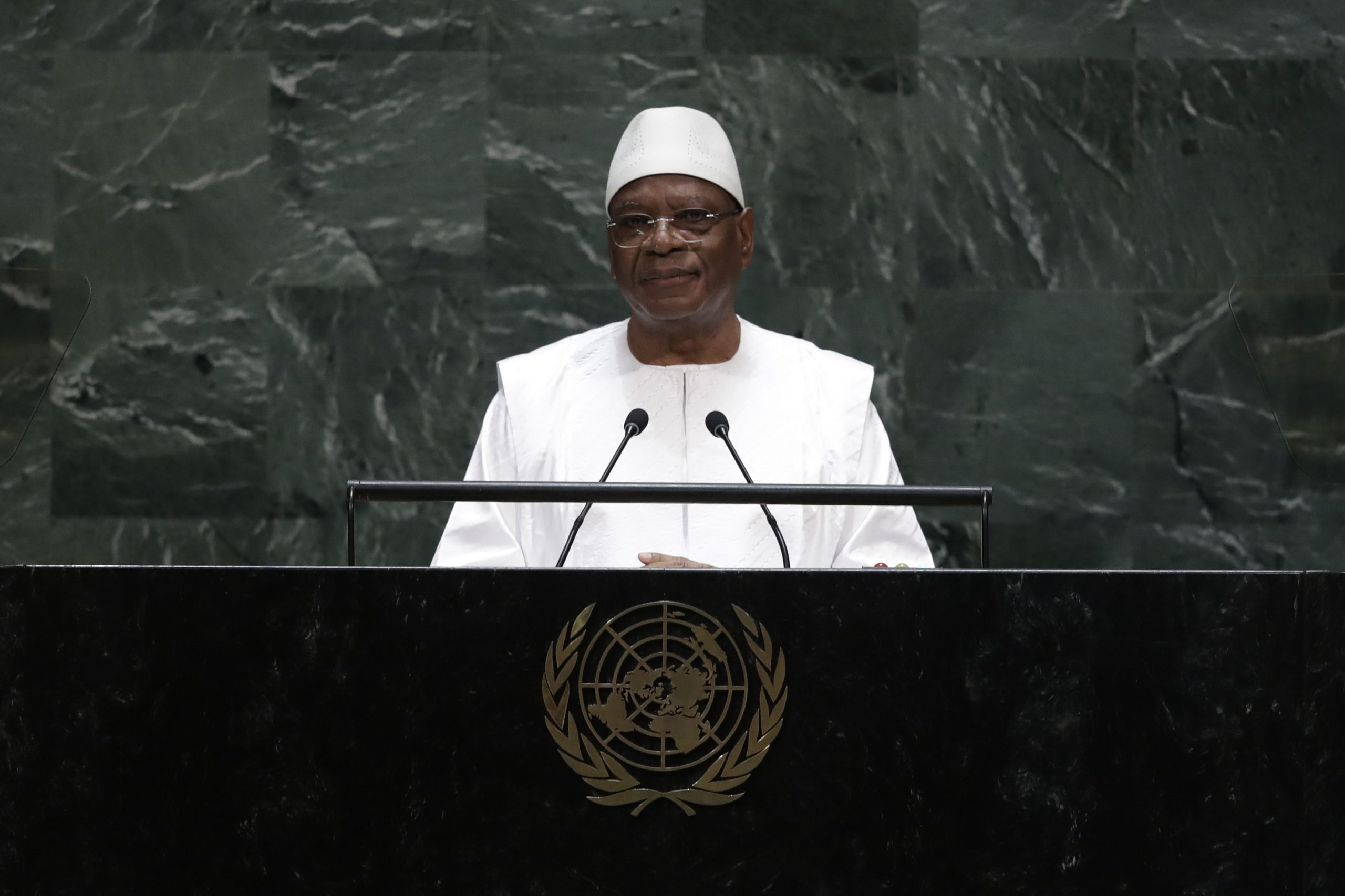 Predsednik Malija podneo ostavku posle hapšenja i raspustio vladu i parlament 1