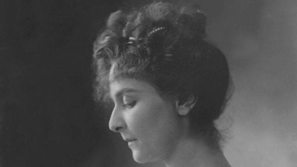 Black and white portrait of Marie Bonaparte