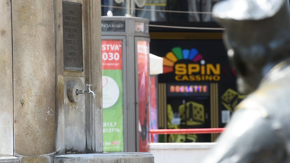 Korona virus: Zašto u Nišu ne rade javne česme 2 Česma