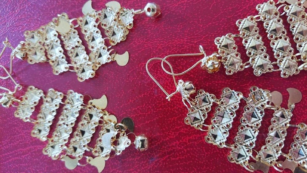 Puna torbica neprijavljenog zlatnog nakita zaplenjena na Gradini 1