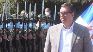 Deo opozicije kritikovao je danas predložene izmene Zakona o Vojsci koje su stigle u skupštinsku proceduru.