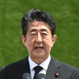 Uhapšen osumnjičeni za napad na premijera Abea 11