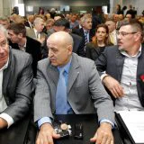 "Odlazeći" kupuju vreme 10