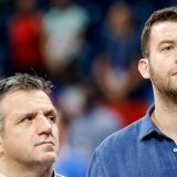 Zoom ili stadionska sednica 10