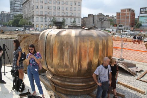 Vesić: Istorijski dan, postavljamo spomenik Stefanu Nemanji, jednom od najvažnijih vladara Srbije 5