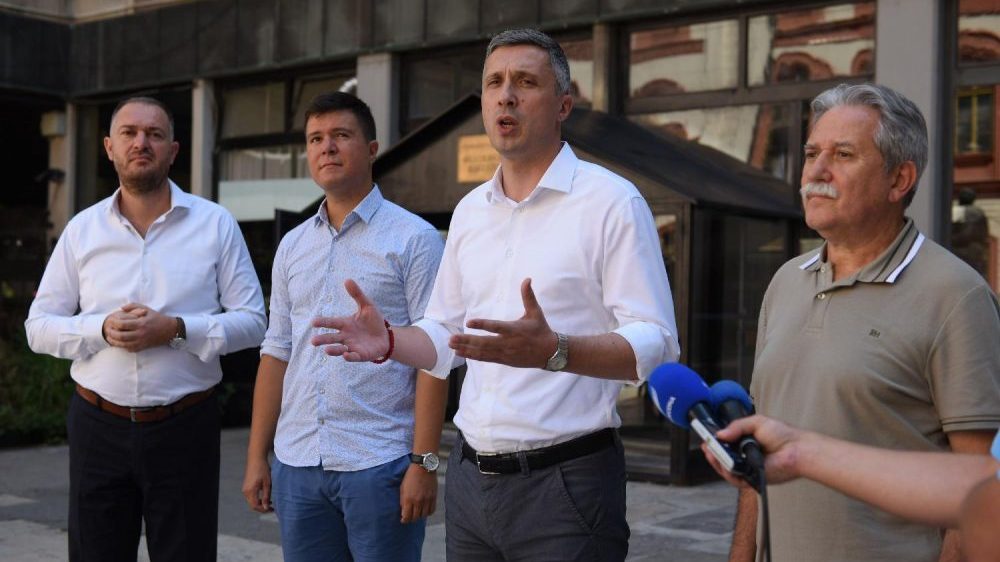 Dveri: Vreme je da Đukanović ode 1