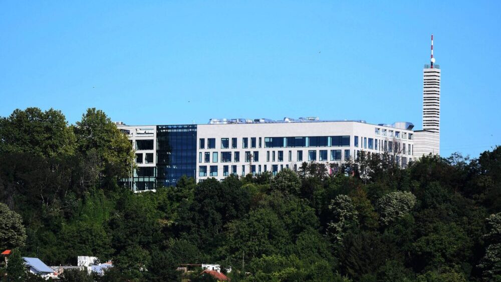 Da li Radio - televizija Vojvodine planira da otpusti 400 radnika 2 Da li Radio - televizija Vojvodine planira da otpusti 400 radnika 2