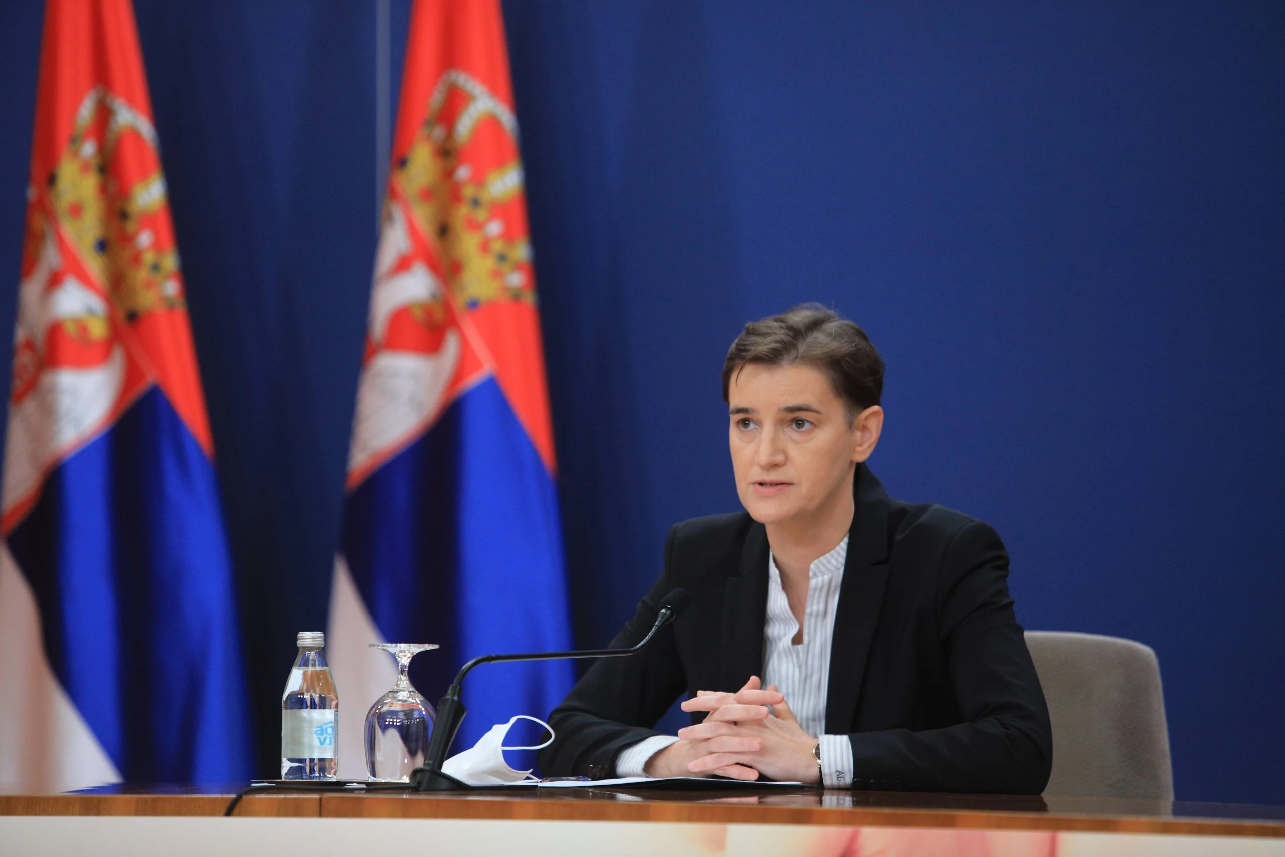 Brnabić: Tajkunski mediji sprovode dehumanizaciju Vučića da ga prikažu kao kriminalca 1