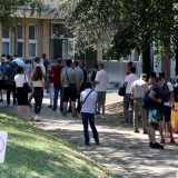 Reagovanja na izjednačavanje cene PCR testa za strane i domaće državljane 8