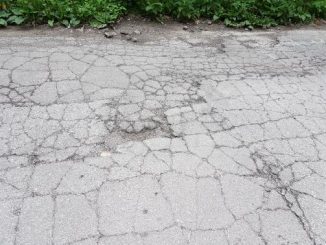 Požega: Kako izgleda "krpljenje" puta u praksi (FOTO) 2