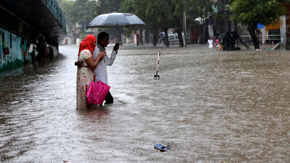 Monsunske poplave i klizišta odnele pet života u Indiji 1