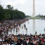 Nekoliko hiljada ljudi na Maršu u Vašingtonu (FOTO) 12