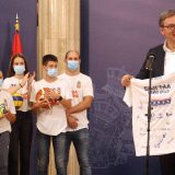 Vučić mladim sportistima sa Kosova: Beograd uvek bio i ostaće vaš glavni grad 5