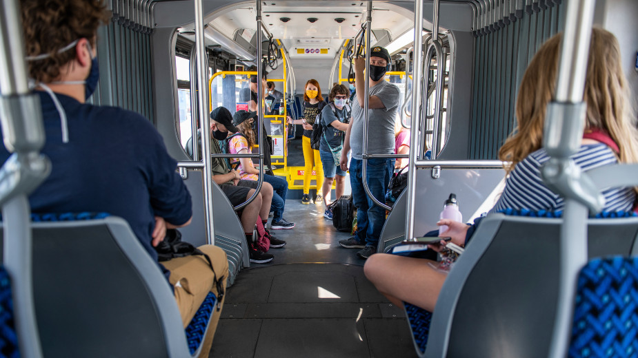 Stručnjaci: Korišćenje maski donelo smanjenje broja novih slučajeva zaraze u SAD 1