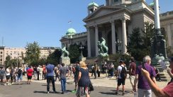 Građani se razišli posle protesta ispred Skupštine Srbije (FOTO) 2