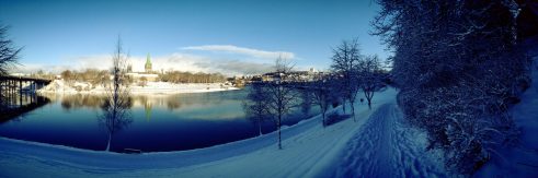 Trondheim zimi, pogled na katedralu U Norveškoj sam oslobođen bujice lažnih vesti, političkih potresa i stalne strepnje (FOTO) 11