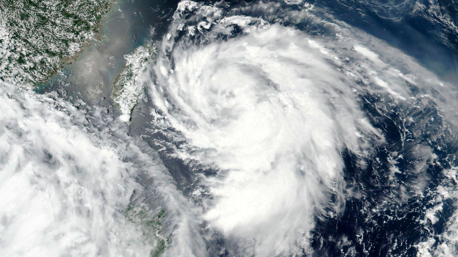 Tropska oluja Eta nastavlja da se kreće ka severoistoku Floride 1