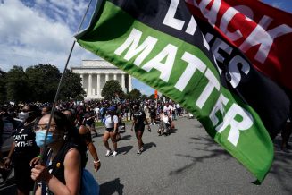 VASINGTON_21_b Nekoliko hiljada ljudi na Maršu u Vašingtonu (FOTO) 2