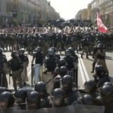U Belorusiji nekoliko desetina hiljada ljudi na ulici protiv Lukašenka 11