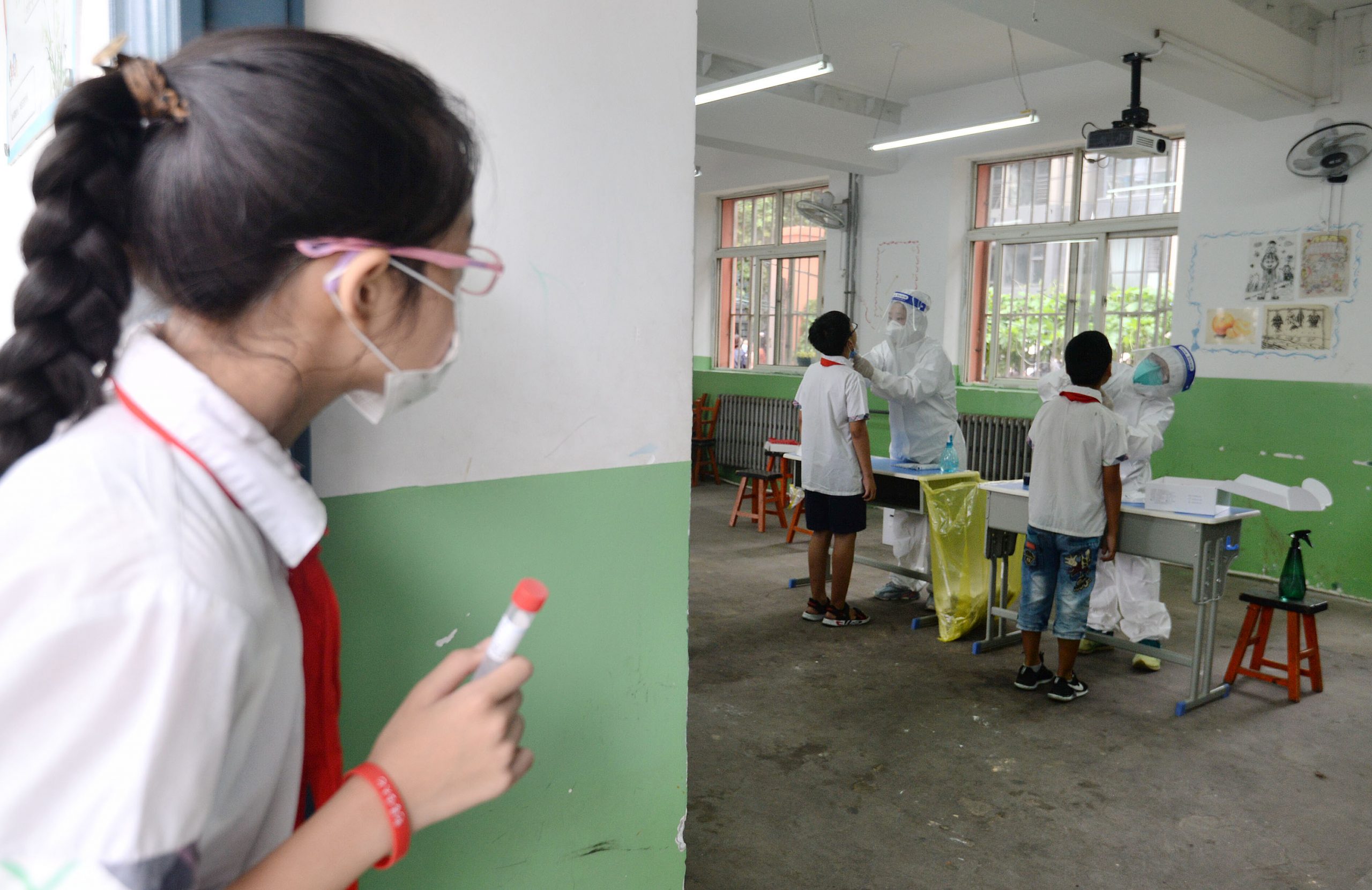 Više od 600 učenika verske škole u Indoneziji zaraženo korona virusom 1