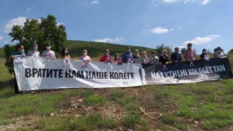 Godišnjica nestanka Slavuja i Peranića na Kosovu, novinari očekuju od haškog suda da reši slučaj 1