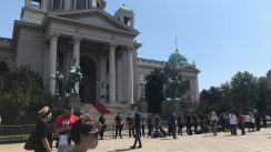 Građani se razišli posle protesta ispred Skupštine Srbije (FOTO) 5