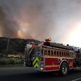 U Kaliforniji nekoliko stotina kuća evakuisano zbog šumskog požara (FOTO) 12