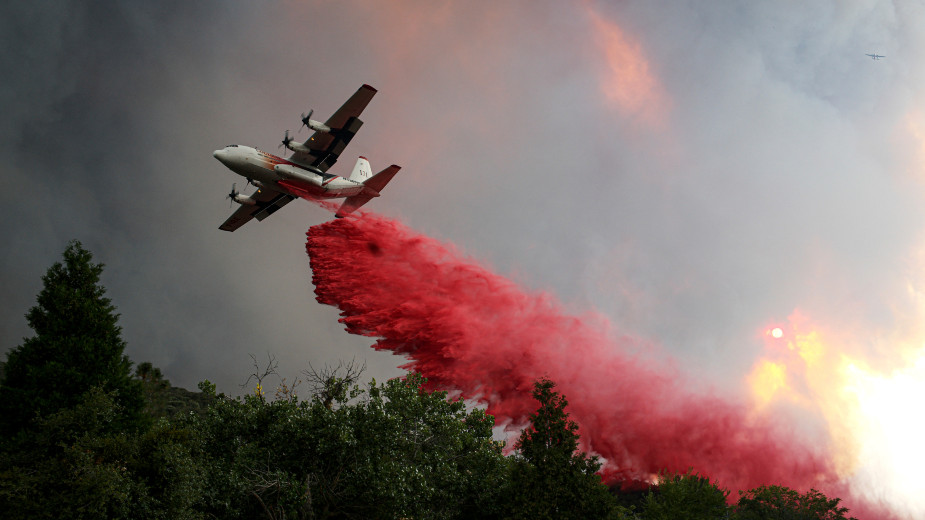 U Kaliforniji nekoliko stotina kuća evakuisano zbog šumskog požara (FOTO) 2
