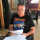 Odšteta uzbunjivaču zbog otkrivanja identiteta 1