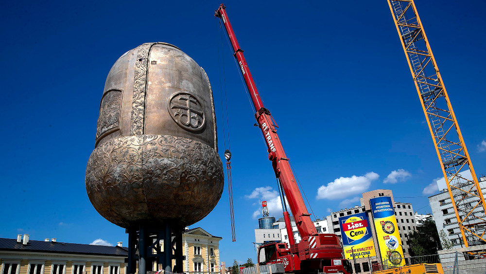 "Vlast pokušava da postane vrhovni tumač srpske istorije" 1